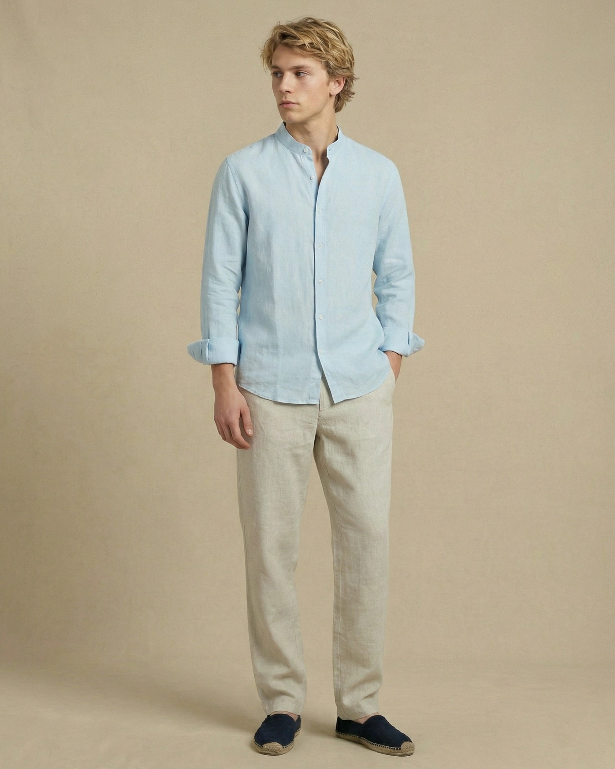 Pantalon en lin beige pour homme coupe droite