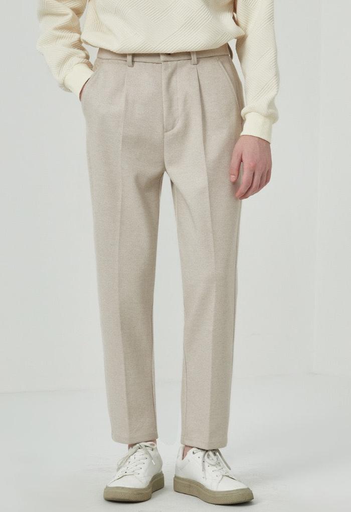 Wool buttoned pants