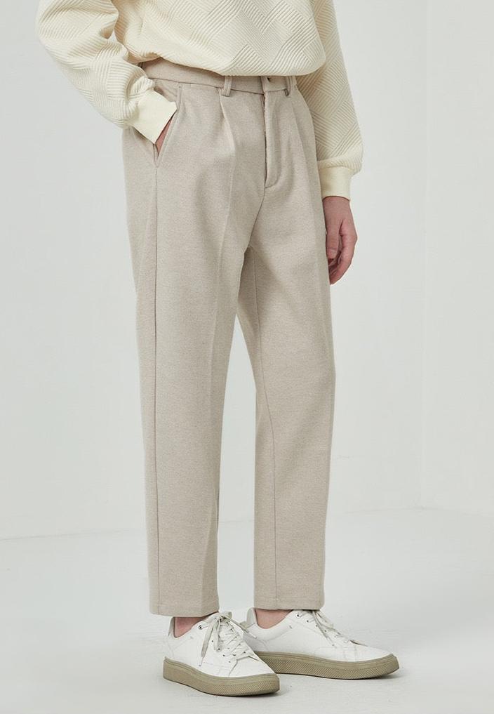 Wool buttoned pants