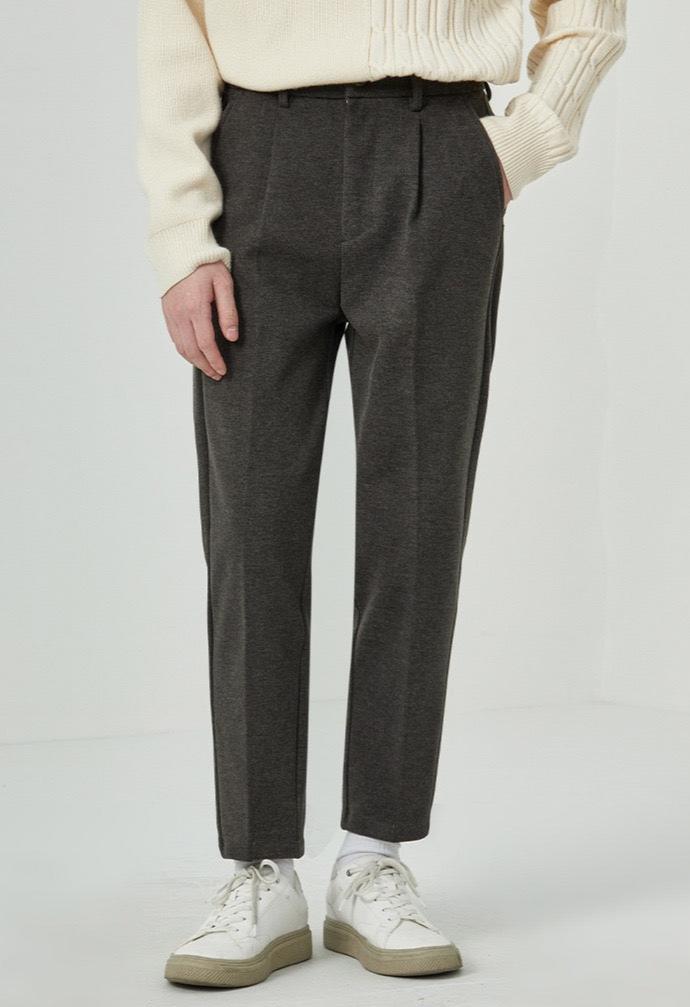 Wool buttoned pants