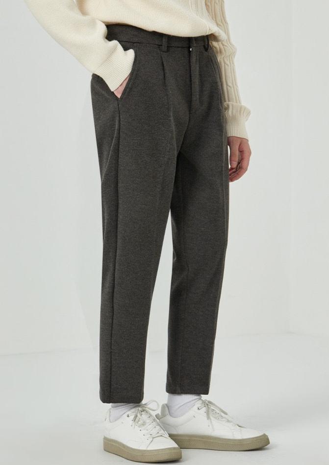 Wool buttoned pants